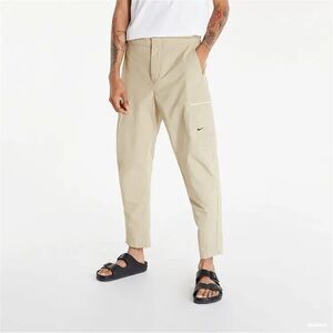 NIKE Men's Sportswear Style Essentials Unlined Cropped Pants  SIZE: 36